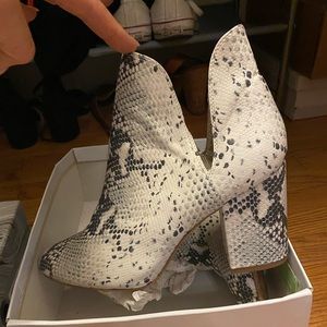 Steve Madden Boots